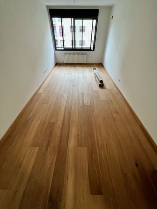 Laminate Flooring - Tarima flotante