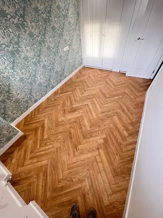 Laminate Flooring - Tarima flotante