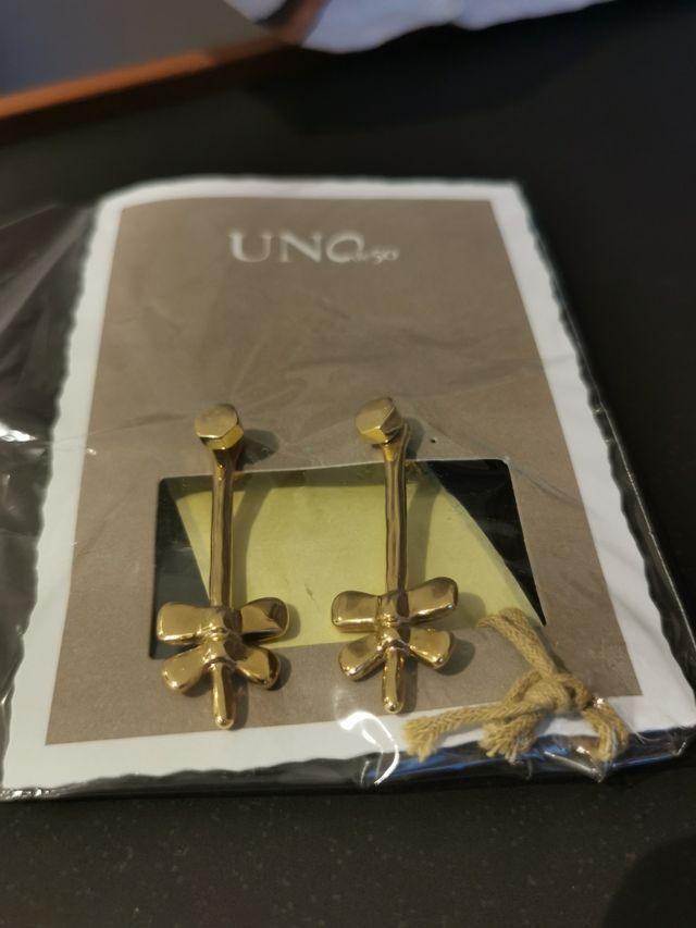 Pendientes UNOde50 All of me Libélula