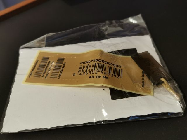 Pendientes UNOde50 All of me Libélula