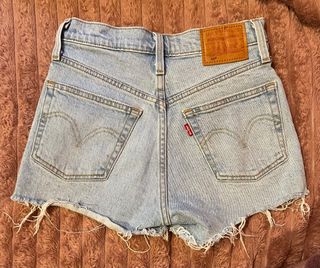 Shorts Levi's azules