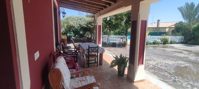 Preciosa casa, jardín huerto piscina Escritura