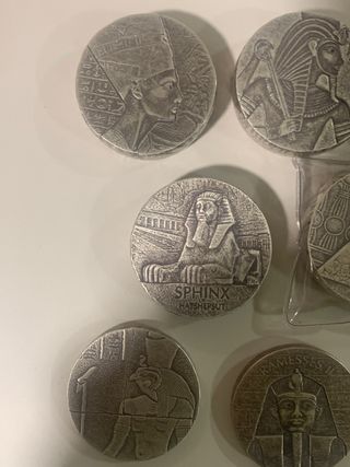 Set 8 monedas Egyptian relics 