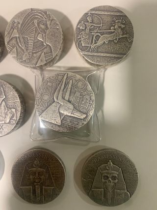Set 8 monedas Egyptian relics 