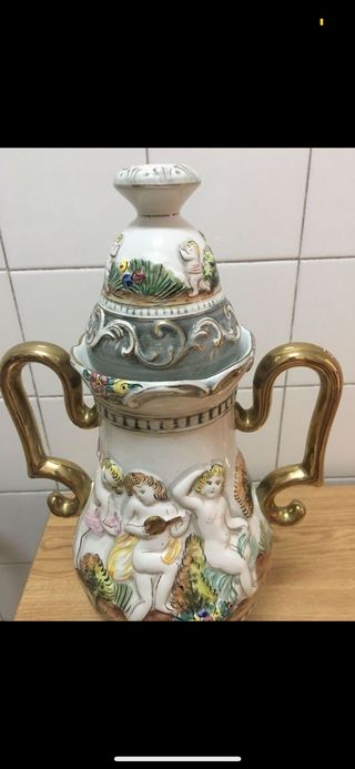 Jarrón porcelana antiguo