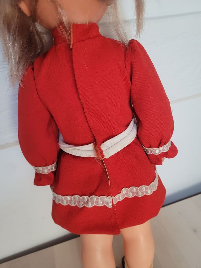 Muñeca miss dior de icsa años 70