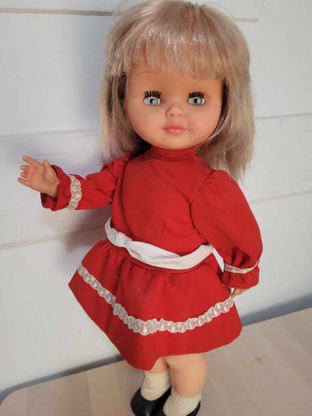 Muñeca miss dior de icsa años 70