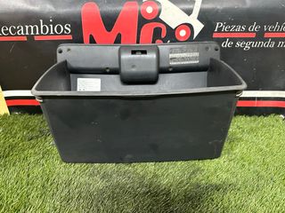 CAJA RELE-CIERRE-GUANTERA-SERVO TOYOTA COROLLA E11