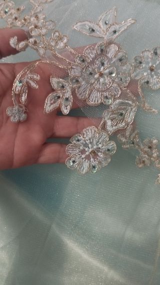 Vestido de fiesta de tul bordado talla XL