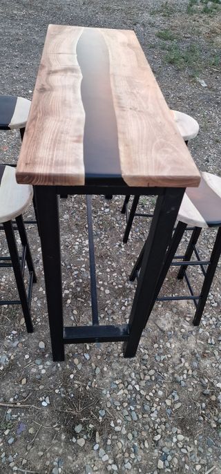 Mesa bar y tamburetes