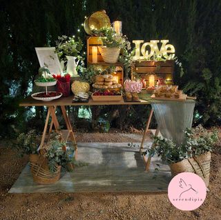 MESA DE CHUCHES - DULCES