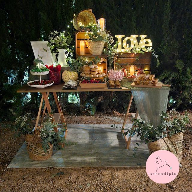 MESA DE CHUCHES - DULCES