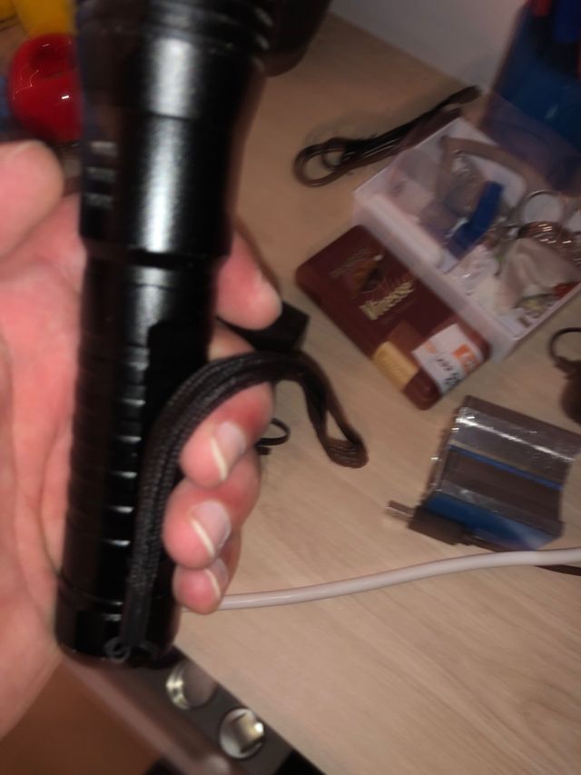 Linterna led, impermeable, recargable, 1200 lumen 