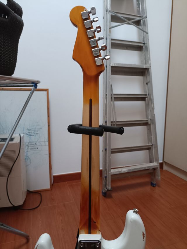 STRATOCASTER PARTCASTER