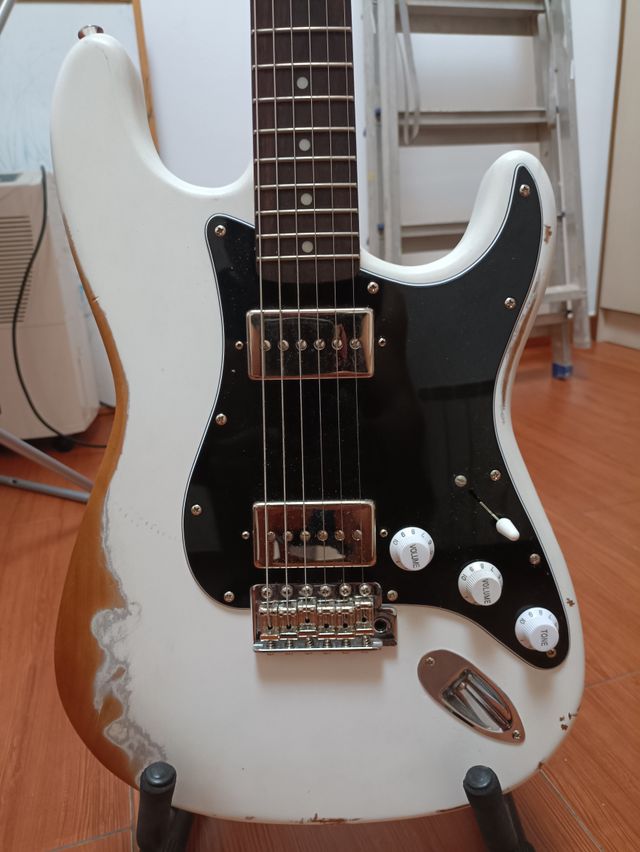 STRATOCASTER PARTCASTER