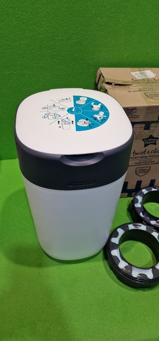 Contenedor para Pañales  más 4 Recambios NUEVO