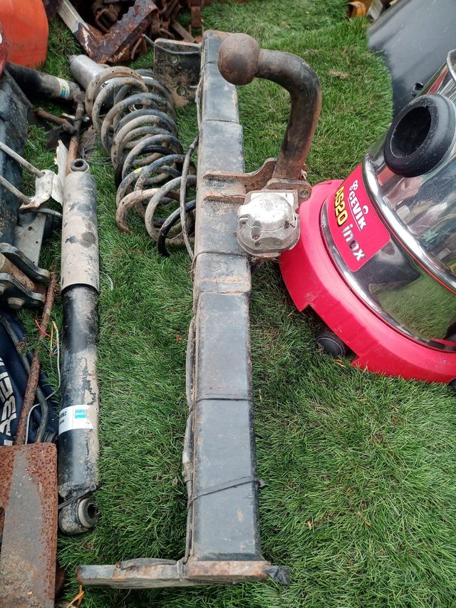 enganche bola Nissan Terrano