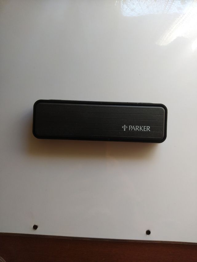 PLUMA ESTILOGRÁFICA PARKER.(NUEVA).