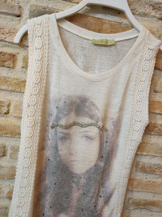 CAMISETA SIN MANGAS, TOP ESTAMPADO CHICA STRASS