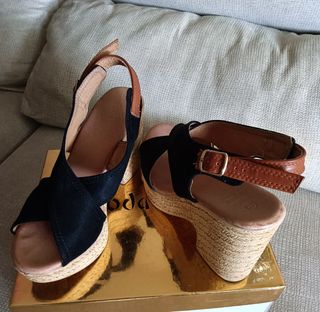 sandalias con cuña 