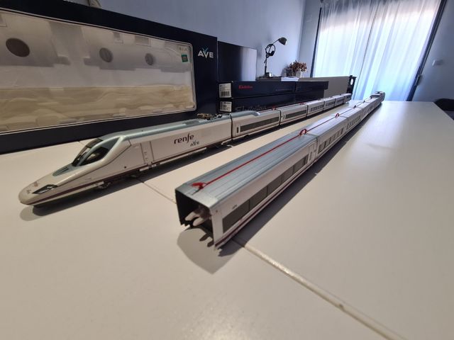 Electrotren AVE 112 completo DCC Sonido