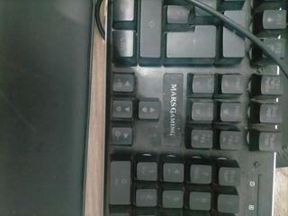 teclado gamer 