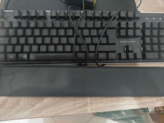 teclado gamer 