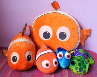 BUSCANDO A NEMO PELUCHES DISNEY