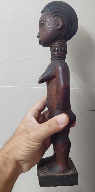 Figura Baule de Costa de Marfil 36 cm