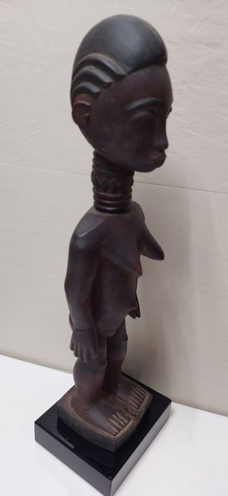 Figura Baule de Costa de Marfil 36 cm