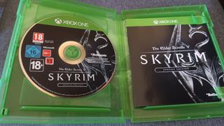 The Elder scrolls V Skyrim edición especial Xbox 