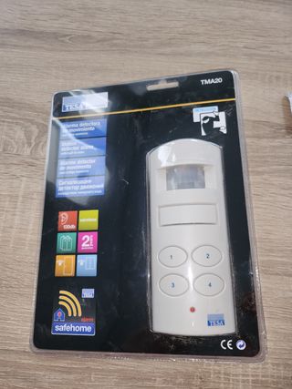 Alarma detectora de movimiento con clave numérica