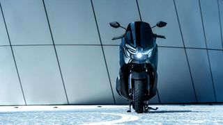 Yamaha Nmax 125 2025 y Nmax tech 3899