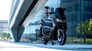 Yamaha Nmax 125 2025 y Nmax tech 3899