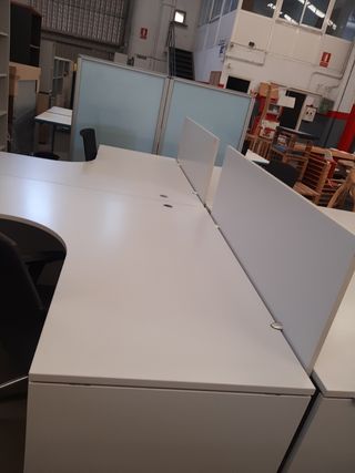 Isla Mesa operativa OFITRES bench 4 Plazas (MB12)
