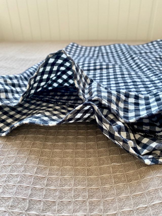 Shorts cuadro vichy con volantes - Zara