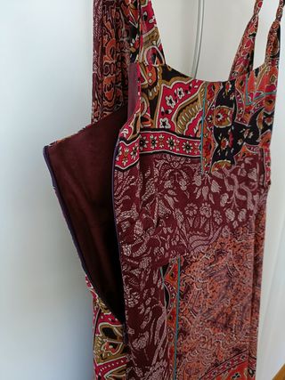 Abito estivo al ginocchio