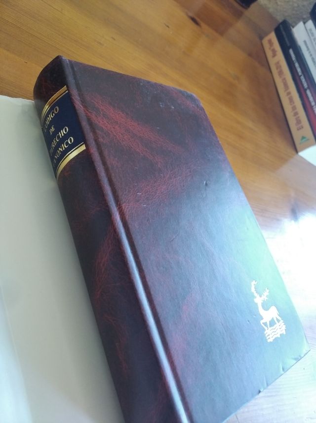 código de derecho canónico 