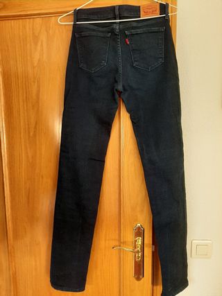 Vaqueros Levi's