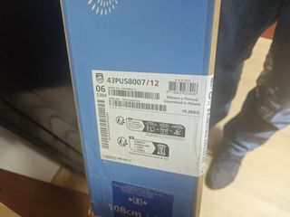 Philips TV LED  43" UHD 43PUS8007 nueva precintada