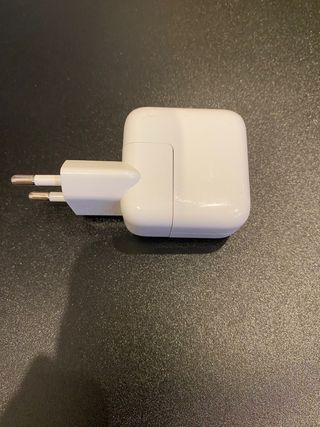 Cargador original Apple 12W iPhone iPad