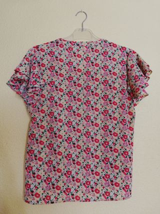 Blusa floreada