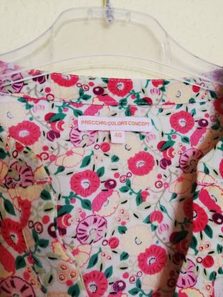 Blusa floreada