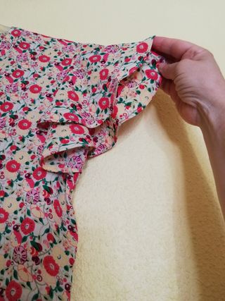 Blusa floreada