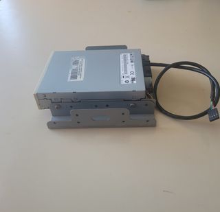 Disketera 3'5" con lector tarjetas