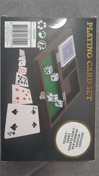 juego cartas más dados