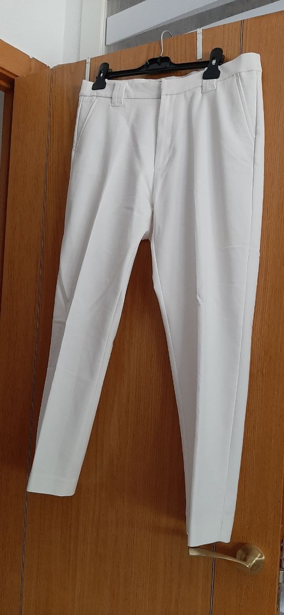 Pantalon blanco Berska