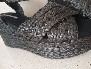 Sandalias Stradivarius a estrenar 