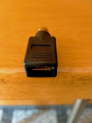 CLAVIJA ADAPTADORA ORDENADOR 