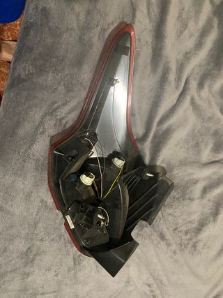 Faro trasero ford focus Mk3